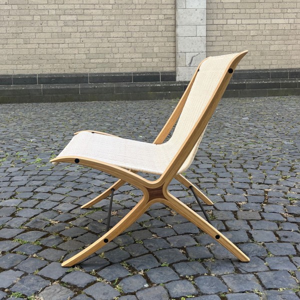 &tradition-Peter-Hvidt-ax-x-chair