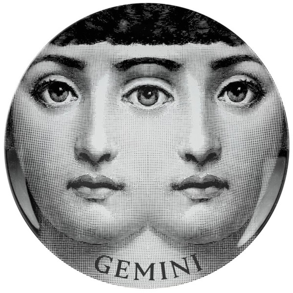 Fornasetti-Wandteller-sternzeichen-gemini